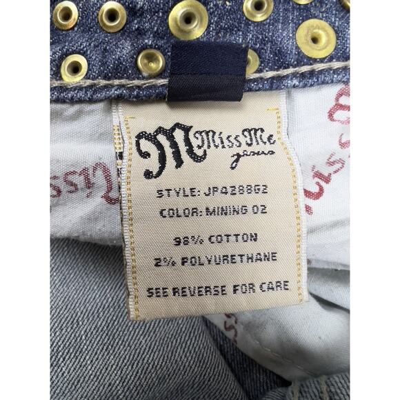 Womens Miss Me JP4288 Embellished Silver Studs Low Rise Jeans 29 x 30 Raw Hem - Picture 8 of 12